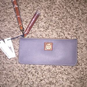 NWT Dooney & Bourke Tatum Wallet in Slate